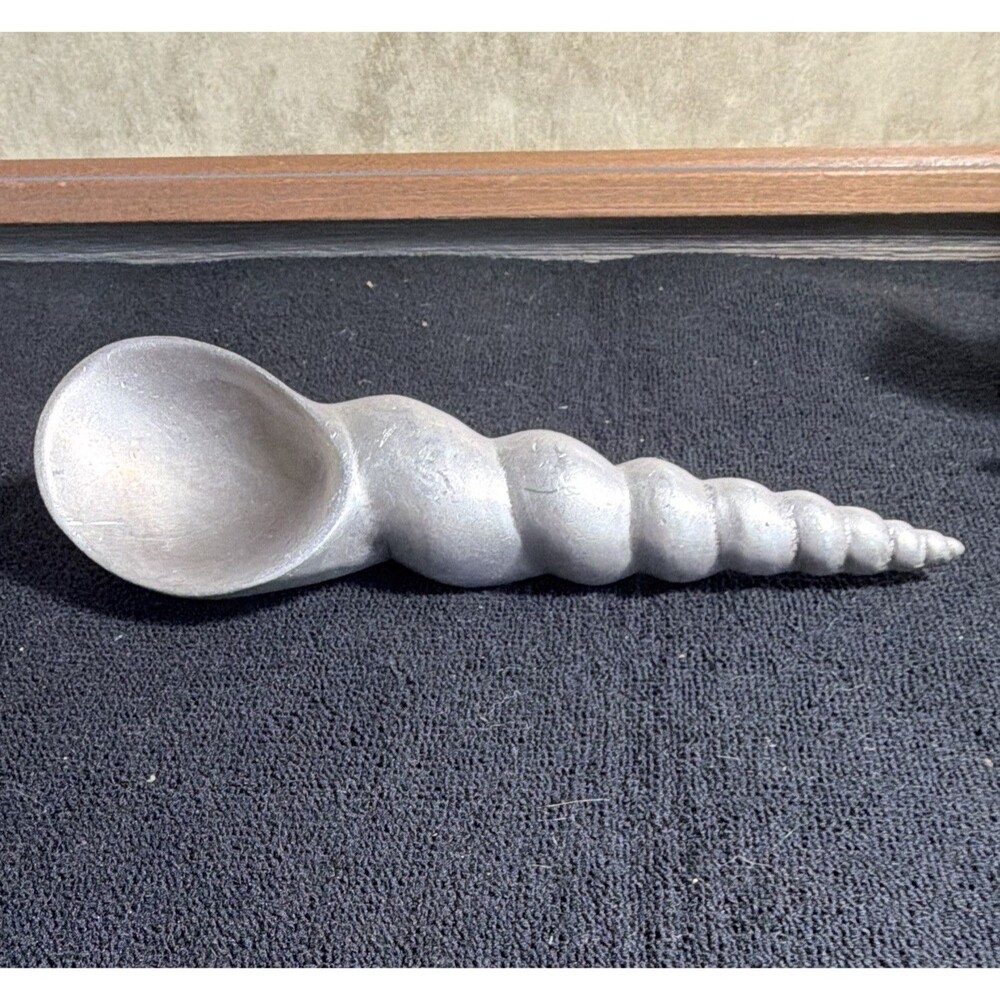 Vtg. Cast Aluminum Scoop Shaped as a Sea Shell Handmade, 1 Piece